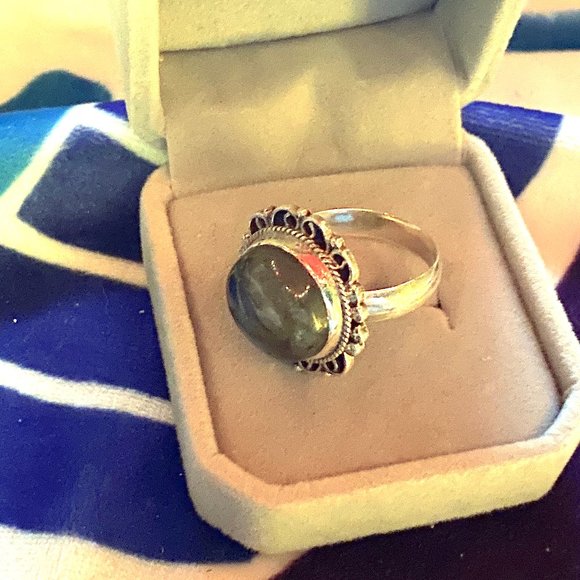 New! Alchemy63 Handmade Labradorite Ring - Picture 9 of 11